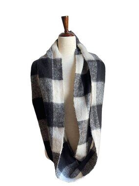 LOFT Gray Buffalo Plaid Gingham Infinity Scarf 100% Acrylic Lightweight One Size